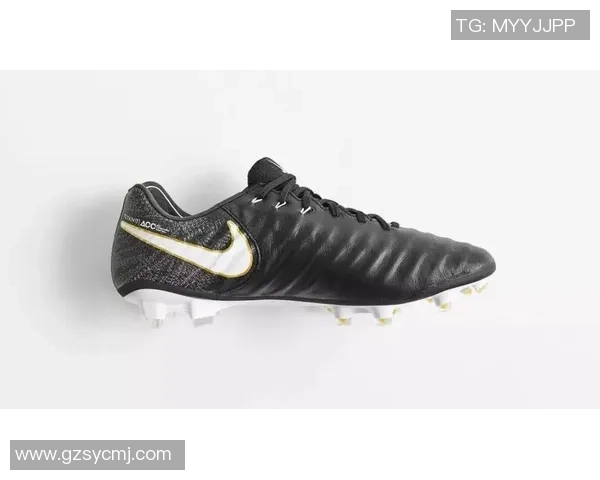 足球鞋传奇7的魅力与技术结合探索足球运动的未来之路